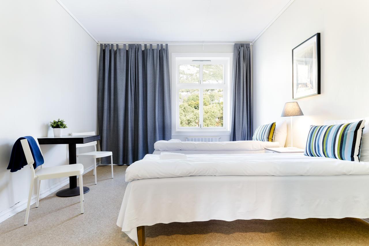 Slottet Apartments ティッサダル エクステリア 写真